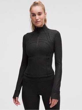 Lululemon - Define Cropped Jacket *Nulu - Leopard Daisy Emboss Black